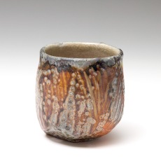 Lisa Hammond - Height (cm) 9 Width (cm) 8 Stoneware Clay ,Gas Firing - £125